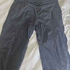 Lululemon womens Ribbed Dance Studio Cropped Joggers